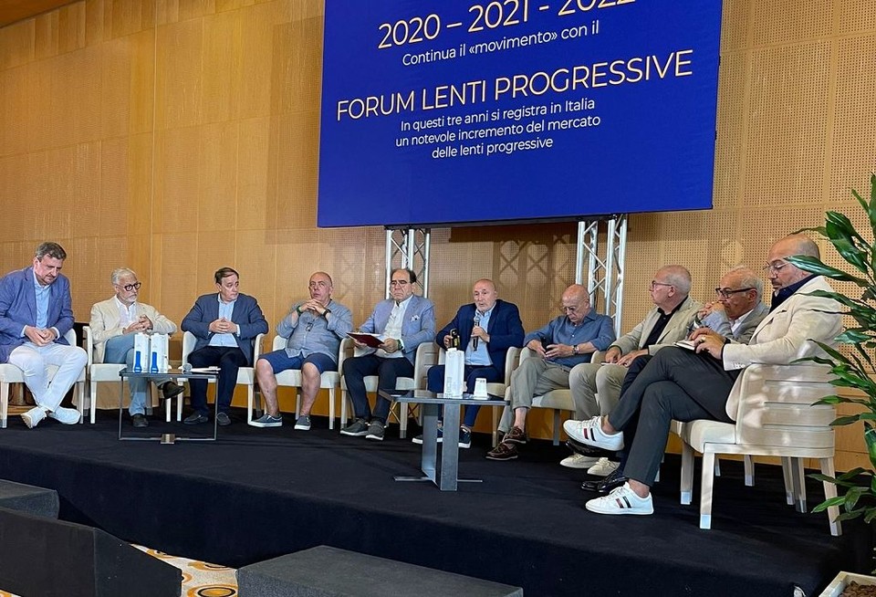 BONUS OCCHIALI 2023 IN SCADENZA IL 31 DICEMBRE: GREENVISION TI ASPETTA, NON PERDERE L’OCCASIONE